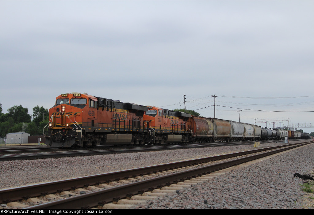 BNSF 6960 West